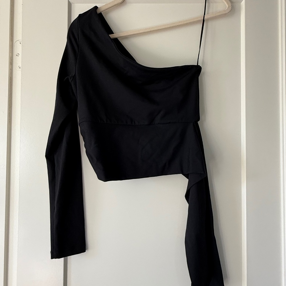 Susana Monaco Off the Shoulder Crop - M